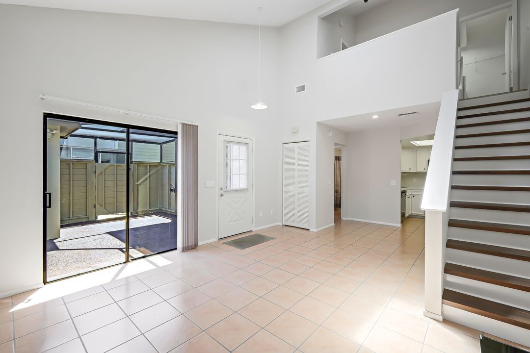 8401 S Haven Ln, Fort Myers, FL 33919