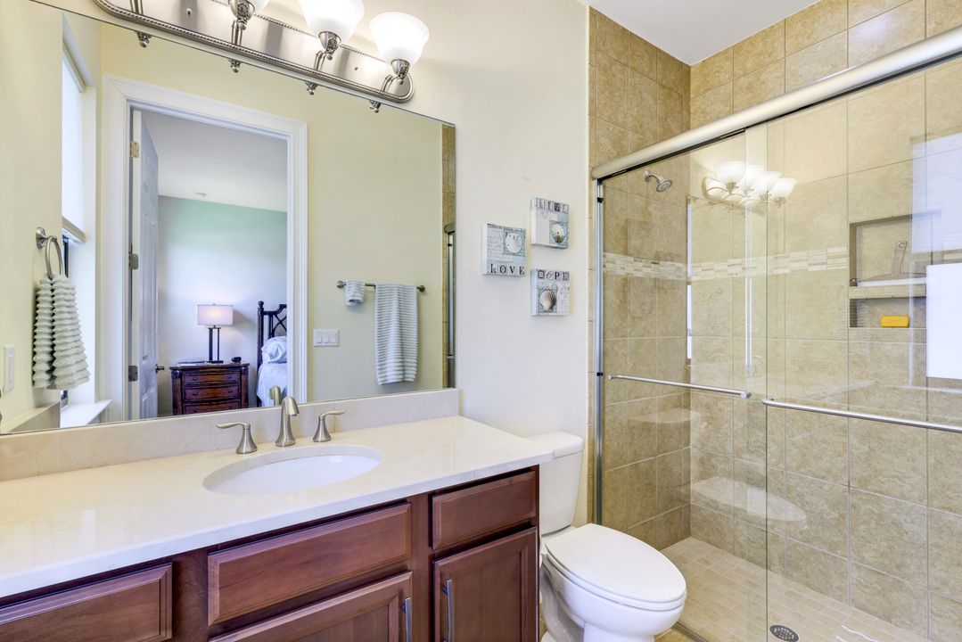 1585 Mockingbird Dr, Naples, FL 34120