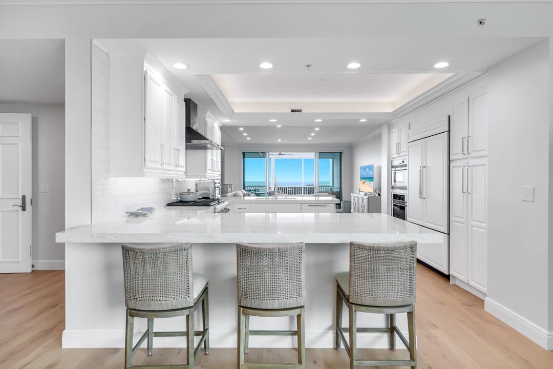 275 Indies Way #1202, Naples, FL 34110