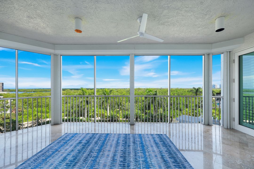 275 Indies Way #503, Naples, FL 34110