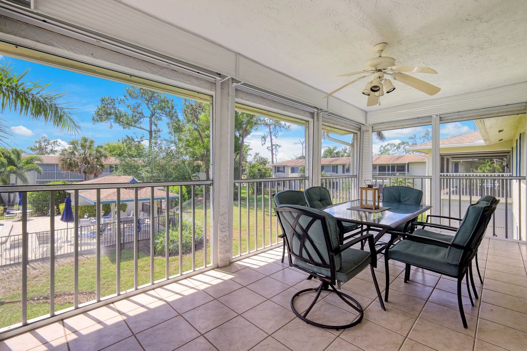 232 Memory Ln #4, Naples, FL 34112