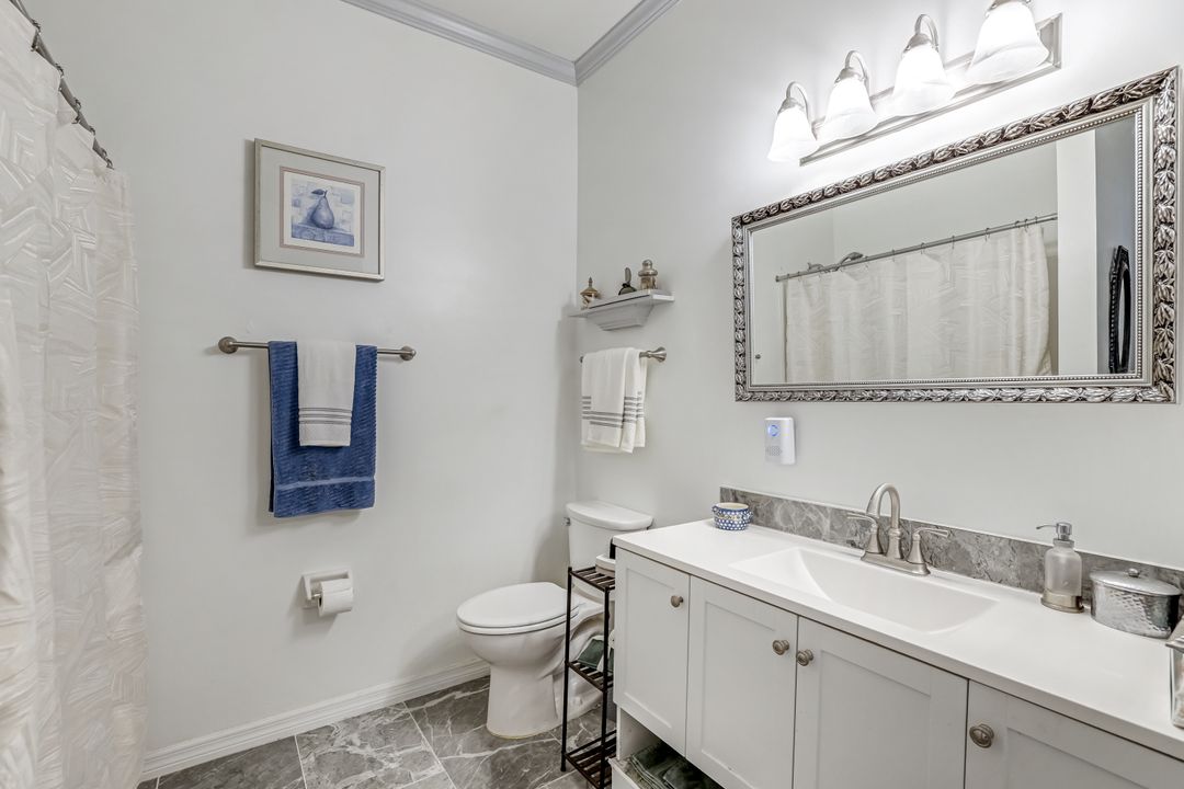 795 Crossfield Cir, Naples, FL 34104