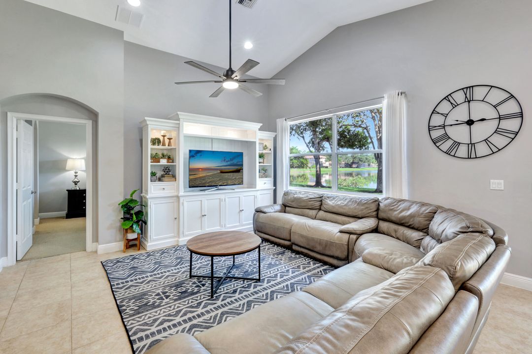 1574 Double Eagle Trail, Naples, FL 34120