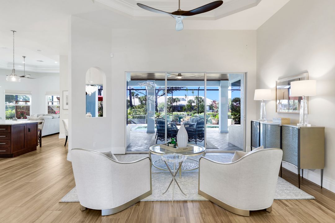 7633 Mulberry Ln, Naples, FL 34114