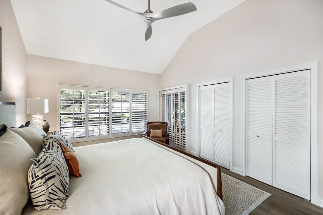 353 Carlton Pl, Naples, FL 34108