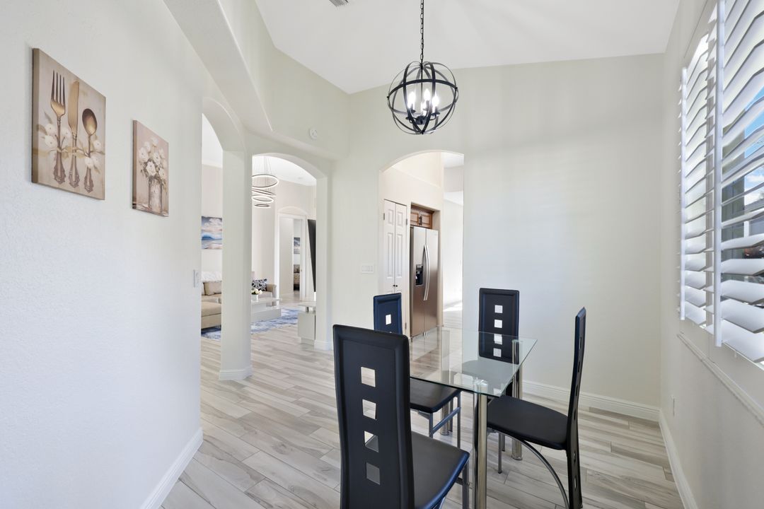 8700 Ibis Cove Cir, Naples, FL 34119