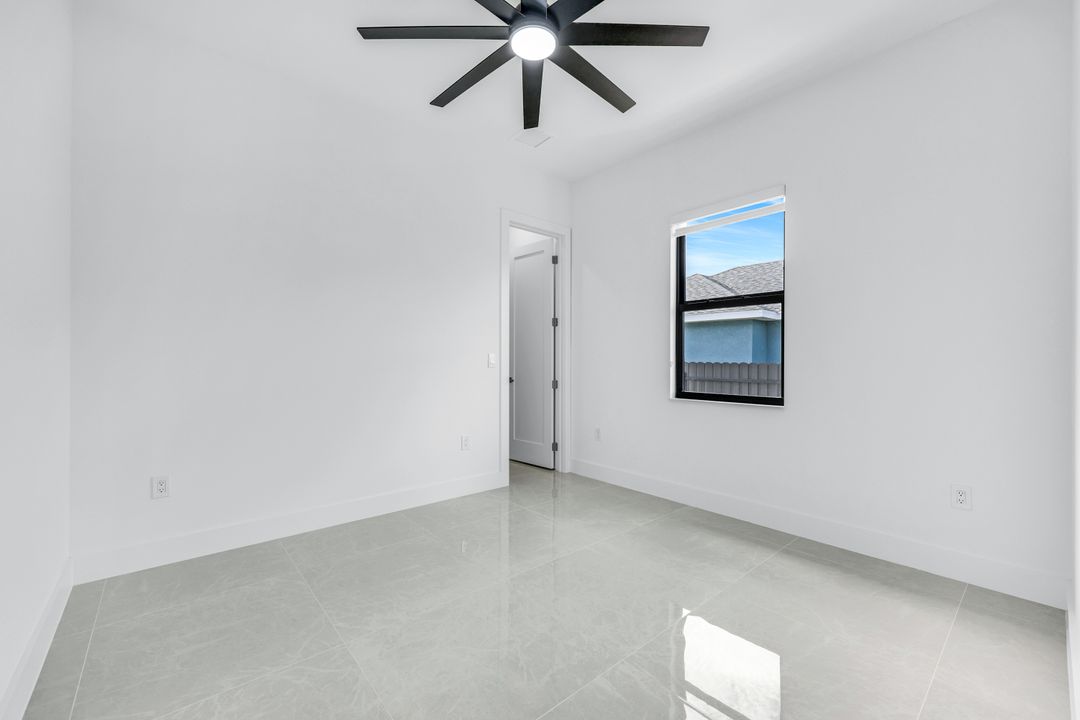 2122 NW 25th Pl, Cape Coral, FL 33993