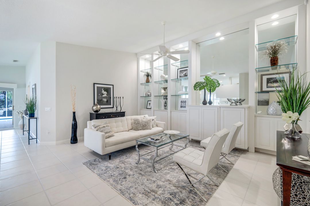 4578 Ossabaw Way, Naples, FL 34119