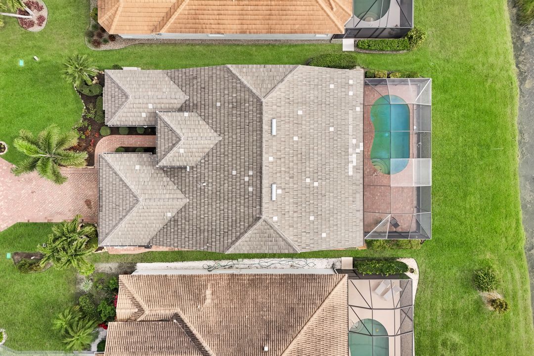 25551 Springtide Ct, Bonita Springs, FL 34135