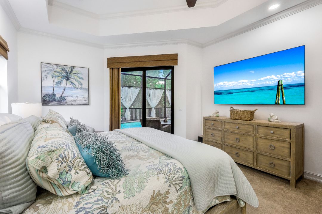 350 Gumbo Limbo Ln, Marco Island, FL 34145