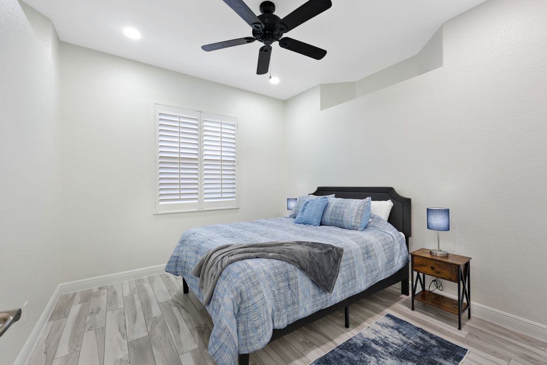 8700 Ibis Cove Cir, Naples, FL 34119