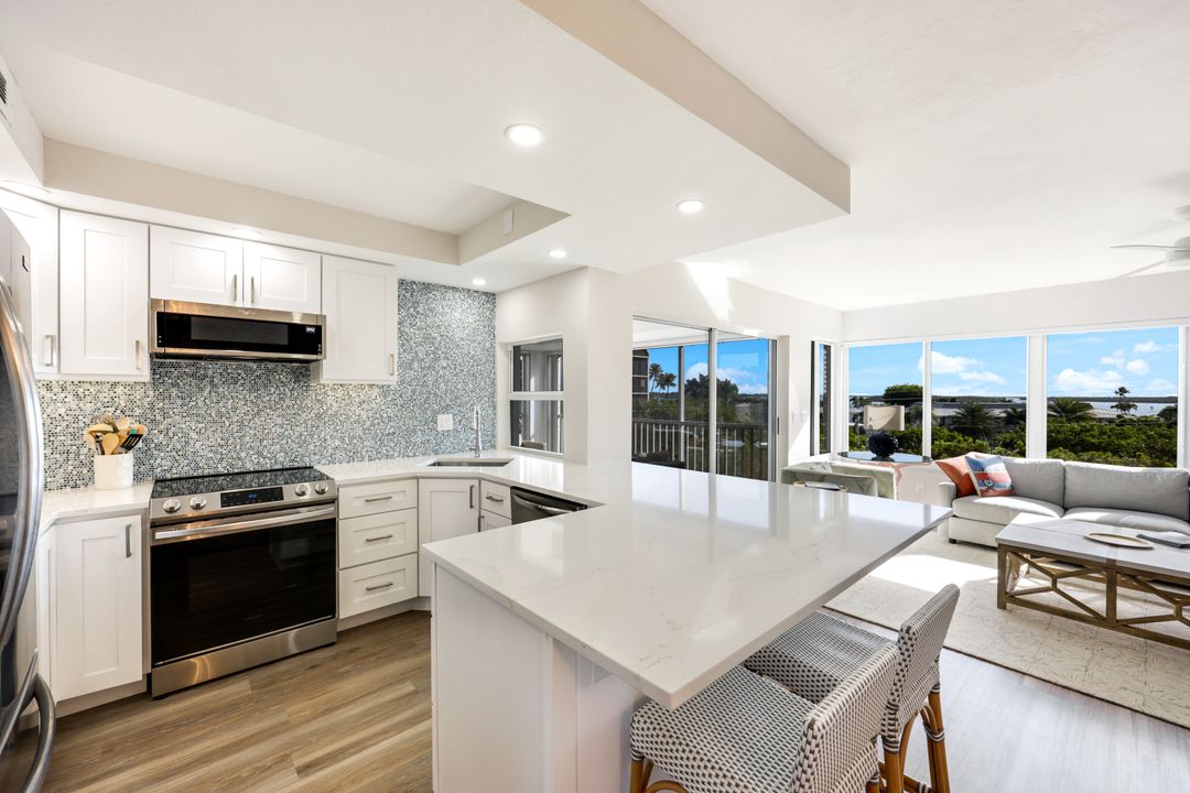 1141 S Collier Blvd #307, Marco Island, FL 34145