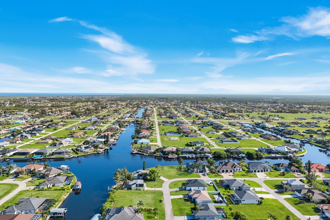 3713 NW 14th St, Cape Coral, FL 33993