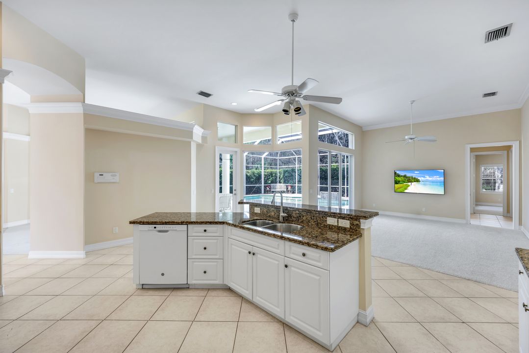 3899 Midshore Dr, Naples, FL 34109