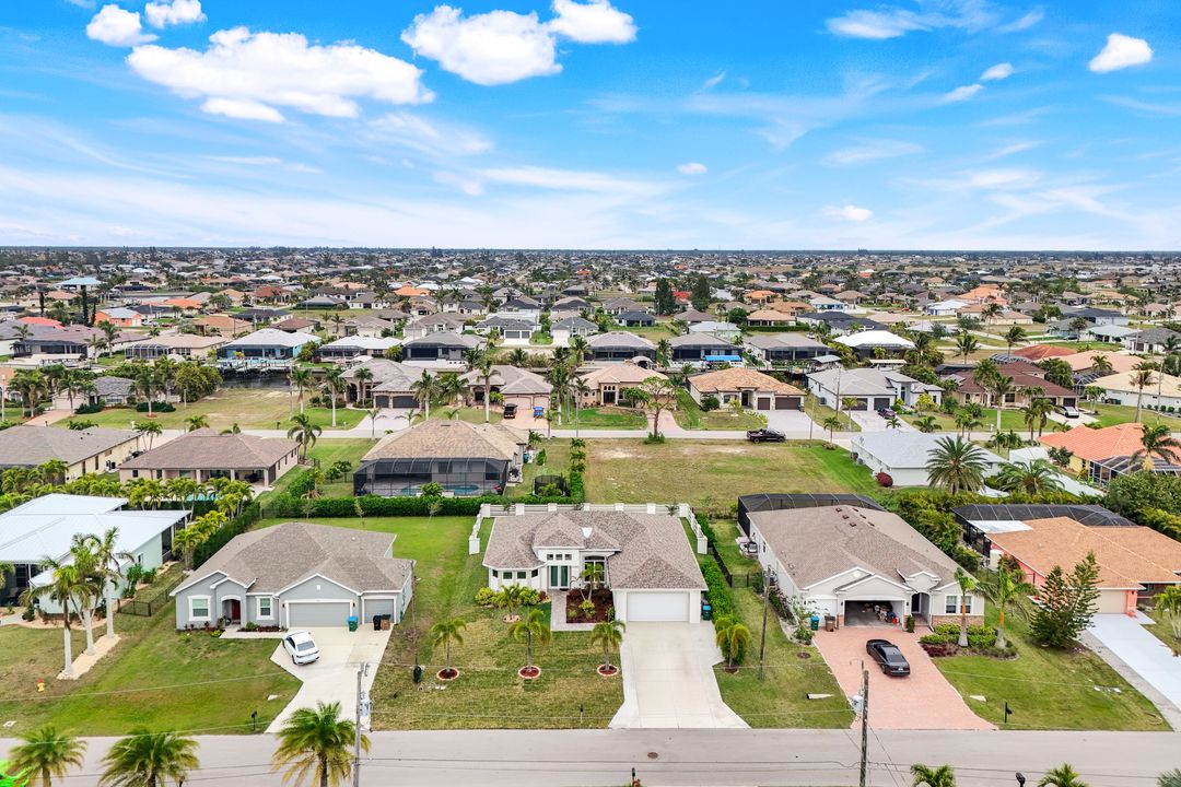 3621 NW 1st Terrace, Cape Coral, FL 33993