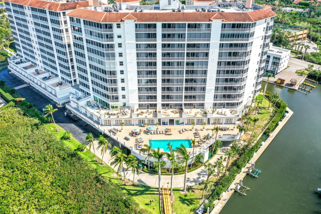 410 Flagship Dr #504, Naples, FL 34108