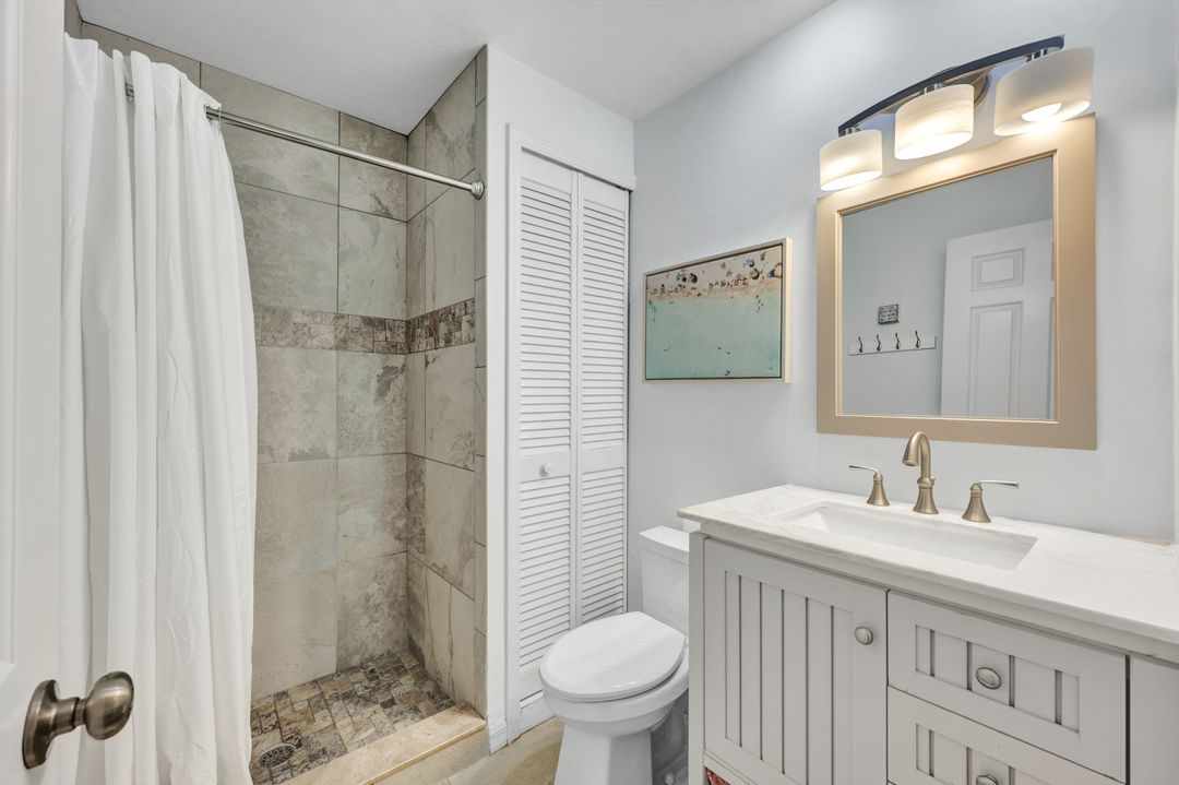 531 91st Ave N, Naples, FL 34108