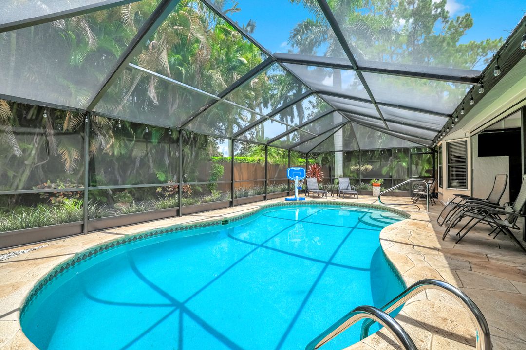 3097 Round Table Ct, Naples, FL 34112