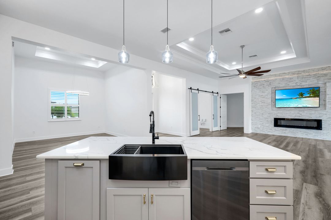 14051 Binghampton Dr, Fort Myers, FL 33905