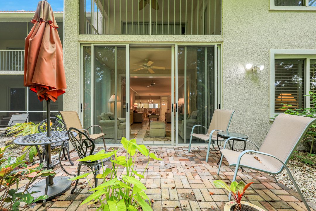 2325 Hidden Lake Dr #1, Naples, FL 34112