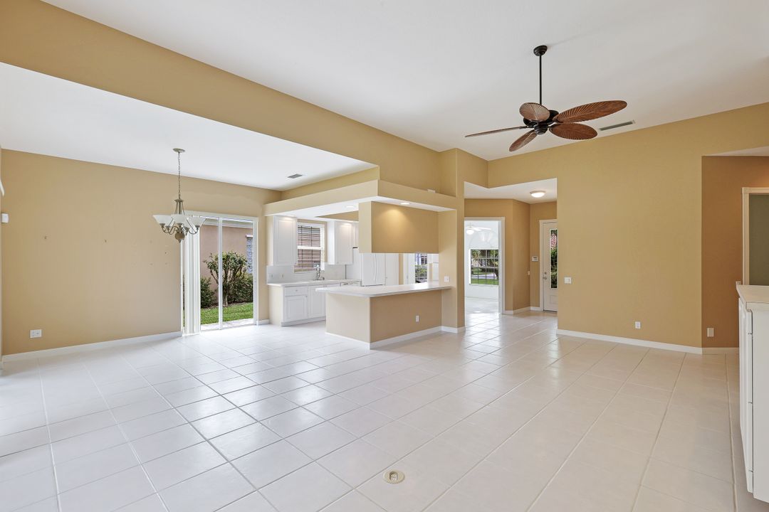 14850 Donatello Ct, Bonita Springs, FL 34135