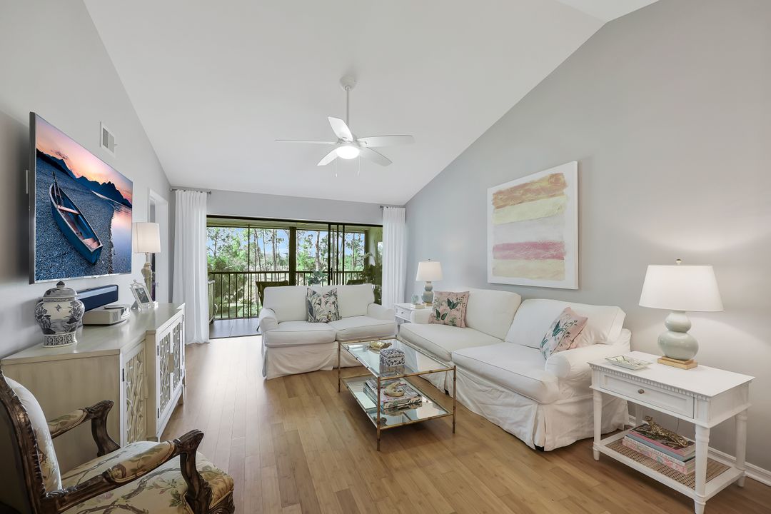 265 Deerwood Cir #12, Naples, FL 34113