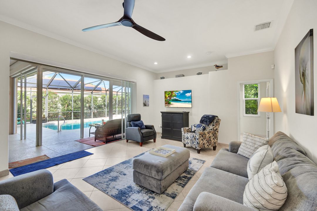 9411 Cedar Creek Dr, Bonita Springs, FL 34135