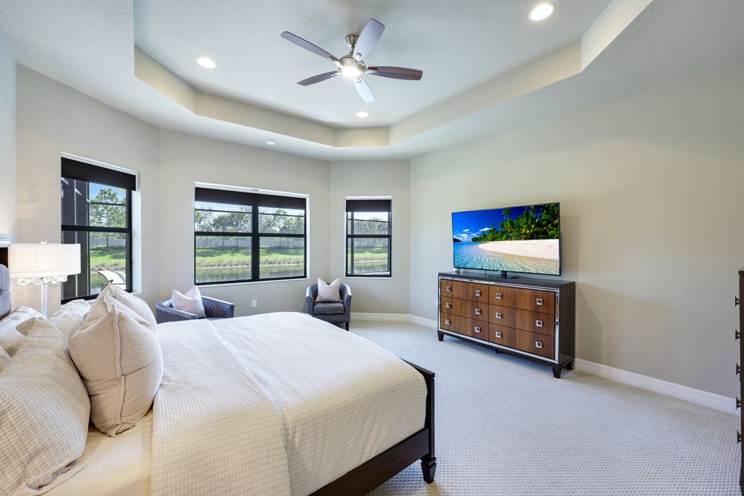 4394 Caldera Cir, Naples, FL 34119