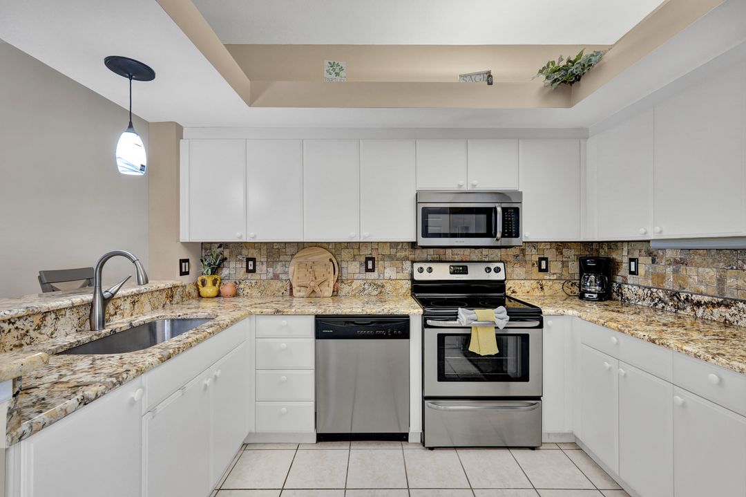 10920 Santa Margherita Rd #203, Bonita Springs, FL 34135