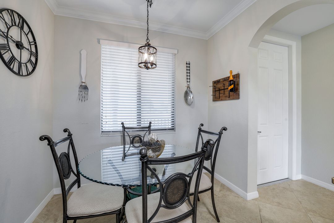 9735 Acqua Ct #625, Naples, FL 34113