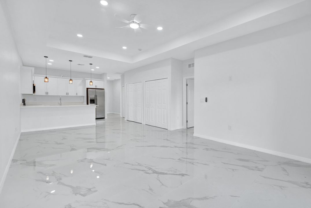 1237 Hillcrest St E, Lehigh Acres, FL 33974