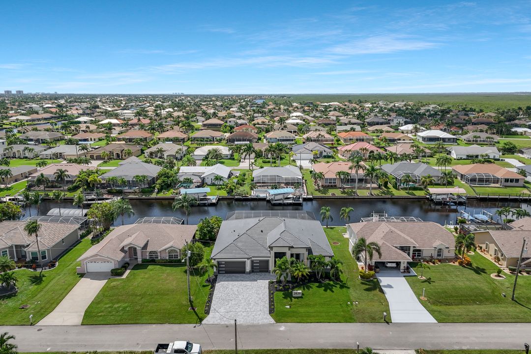 2826 SW 37th Terrace, Cape Coral, FL 33914