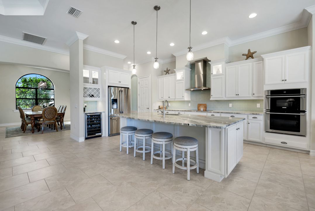 1456 Mockingbird Dr, Naples, FL 34120