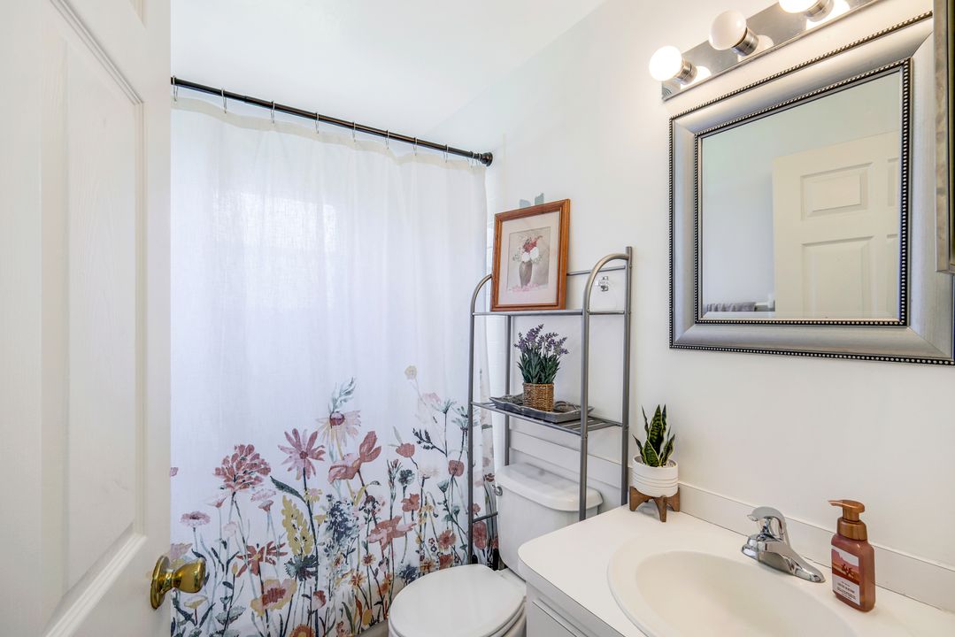 2127 SE 5th Pl, Cape Coral, FL 33990