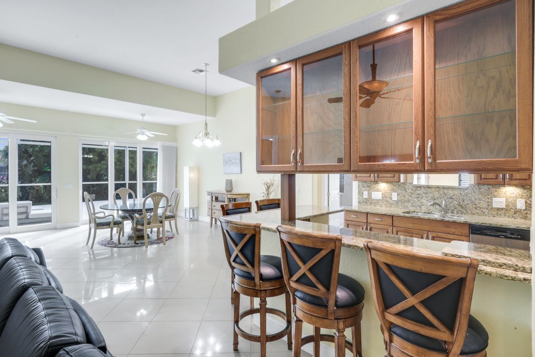 3112 Dominica Way, Naples, FL 34119