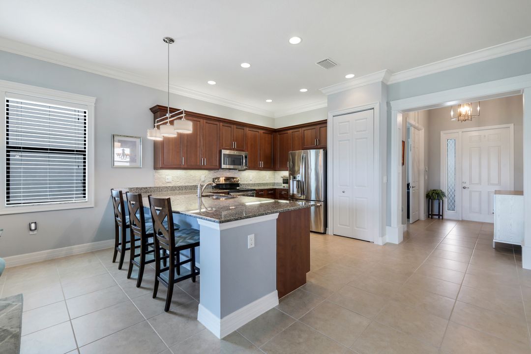 3259 Tahoe Ct, Naples, FL 34119