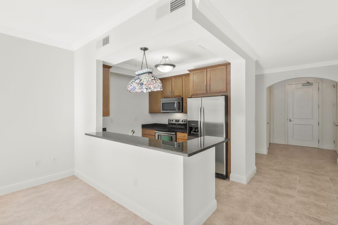 23191 Fashion Dr #201, Estero, FL 33928