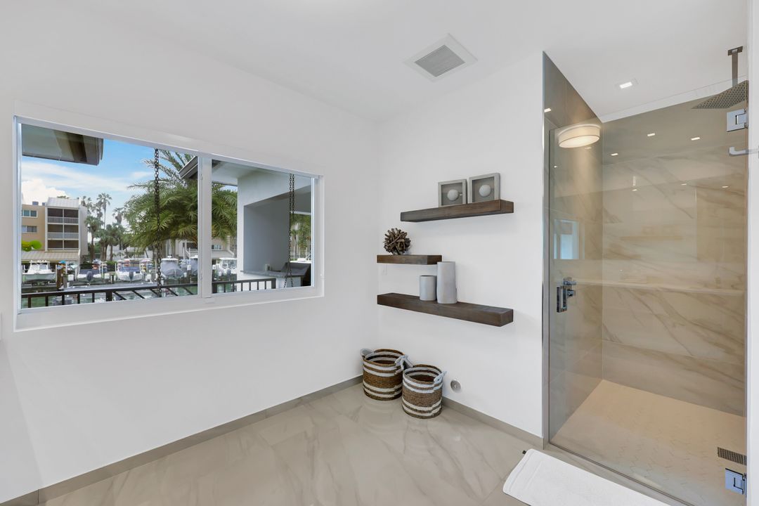 860 Partridge Ct, Marco Island, FL 34145