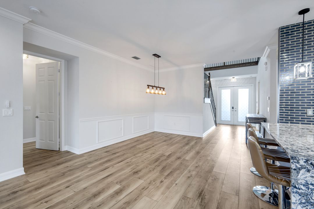 6619 Marbella Dr, Naples, FL 34105