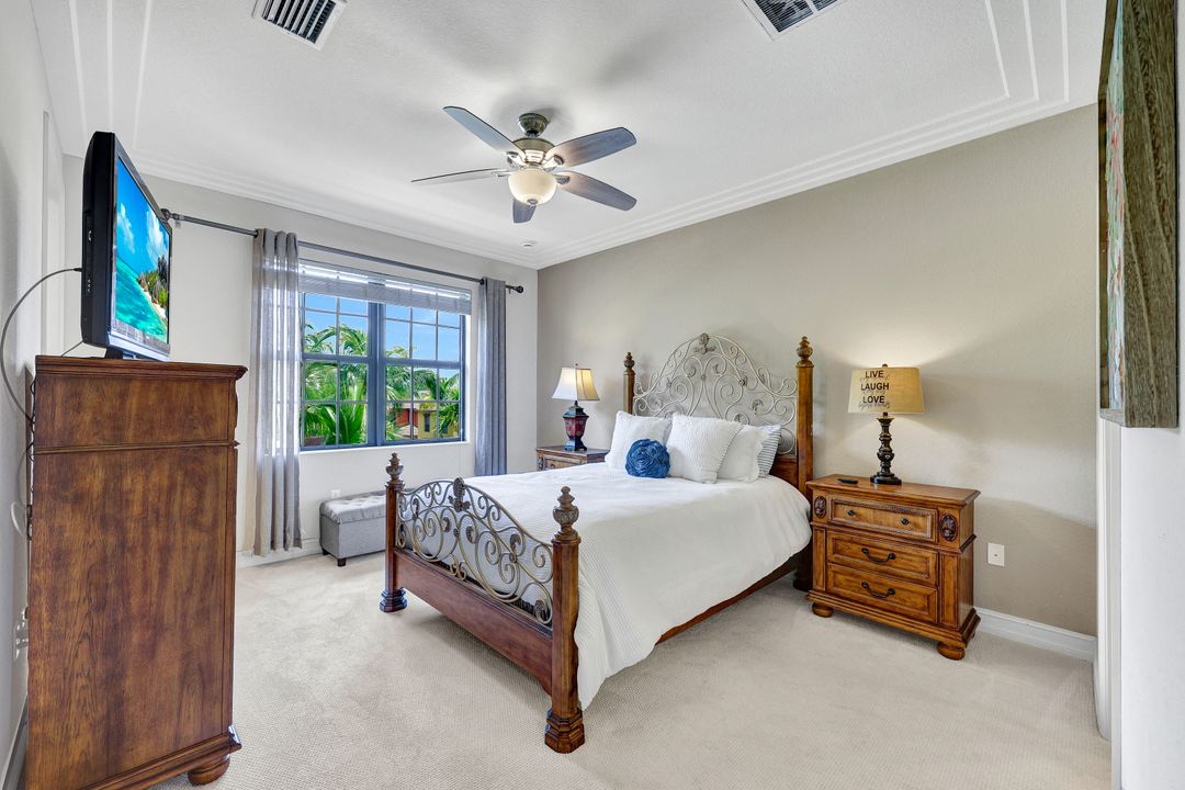 9081 Albion Ln S #6509, Naples, FL 34113