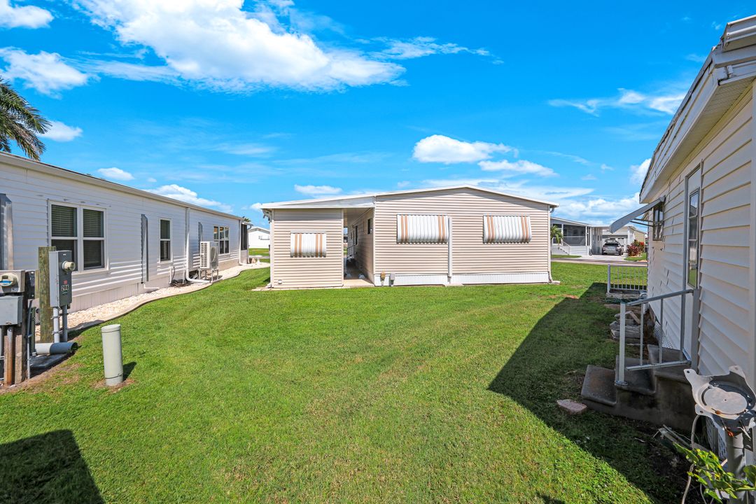 274 Yorkshire Ave, Fort Myers, FL 33908