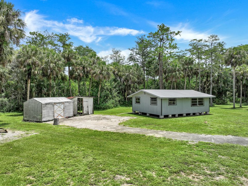 1961 Krape Rd, Naples, FL 34120