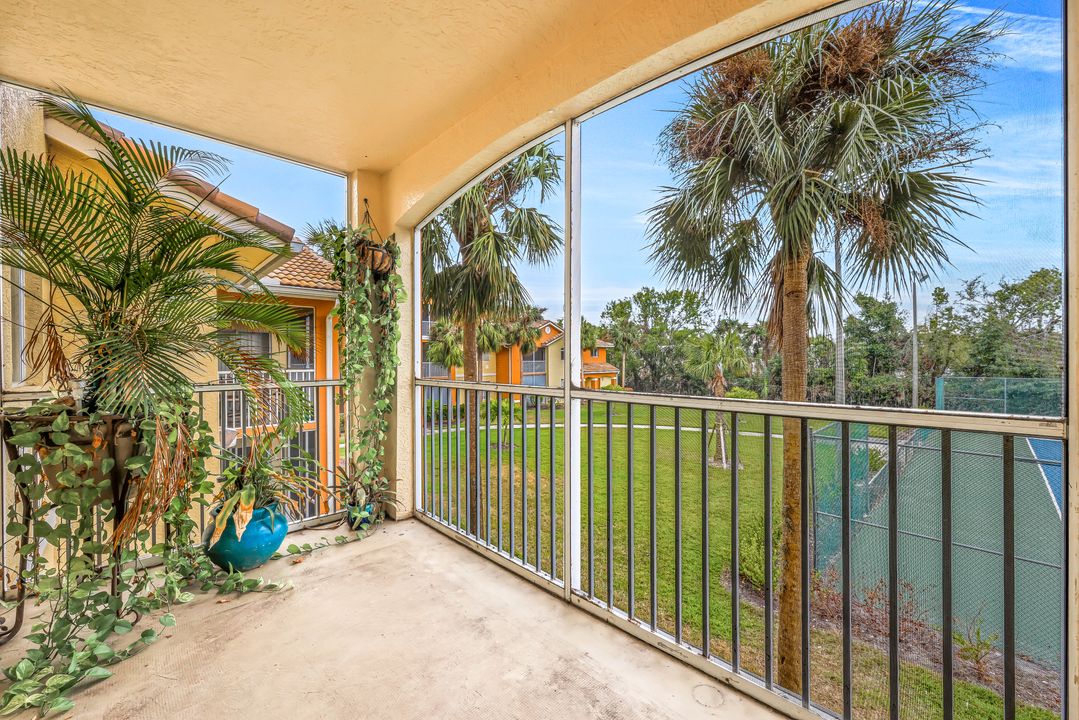 6300 Aragon Way #203 Fort Myers, FL 33966