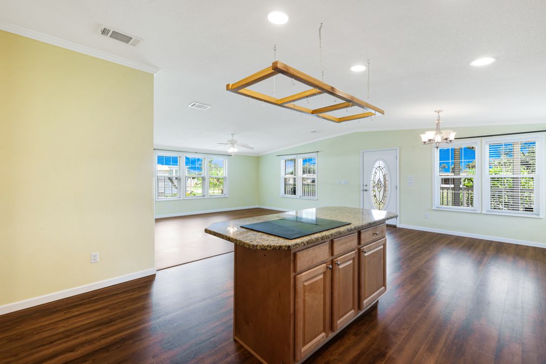 27288 Bourbonniere Dr, Bonita Springs, FL 34135