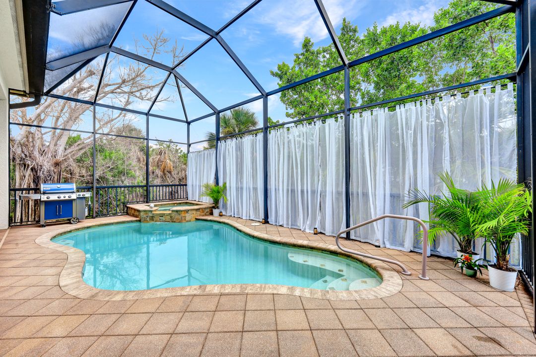 350 Gumbo Limbo Ln, Marco Island, FL 34145