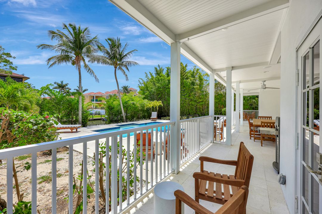 1500 Pelican Ave, Naples, FL 34102