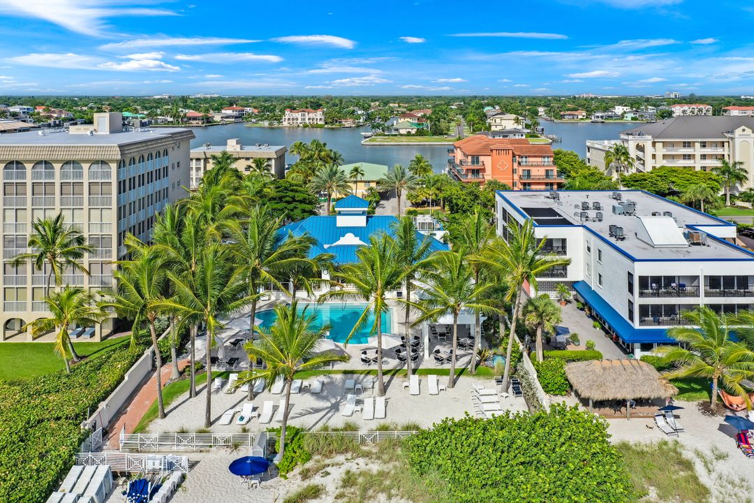 275 Indies Way #1503, Naples, FL 34110