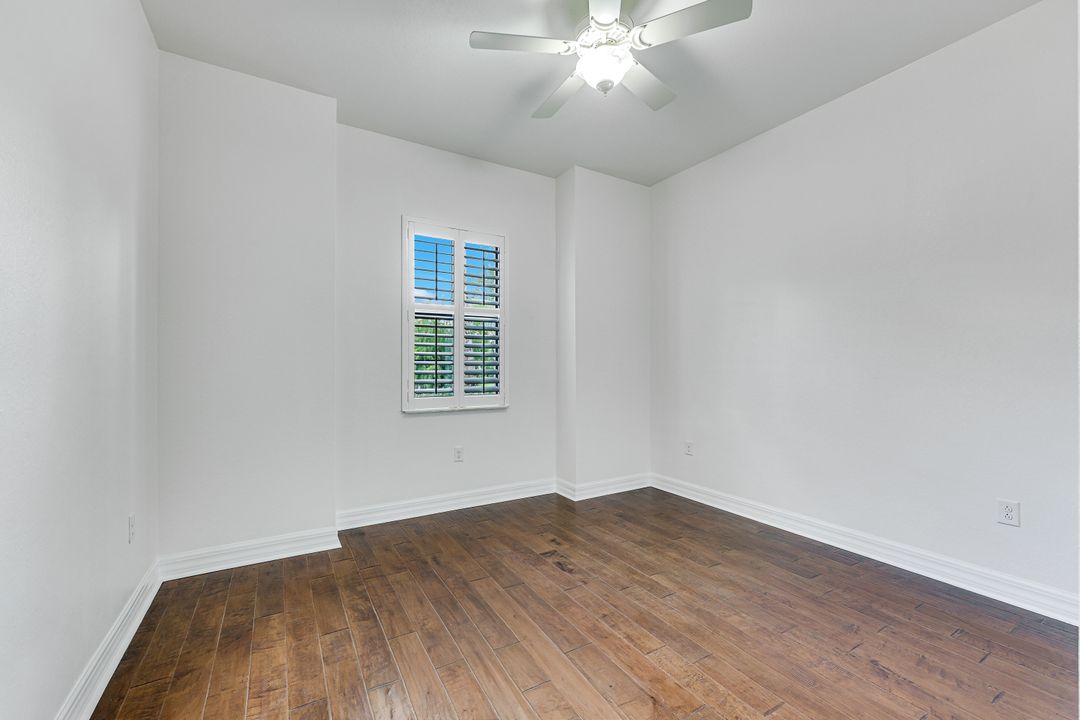 12643 Kinross Ln, Naples, FL 34120