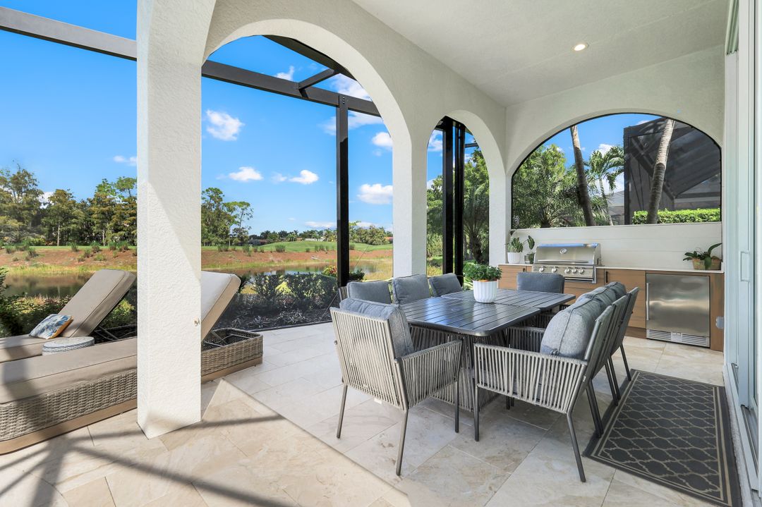 7395 Monteverde Way, Naples, FL 34119