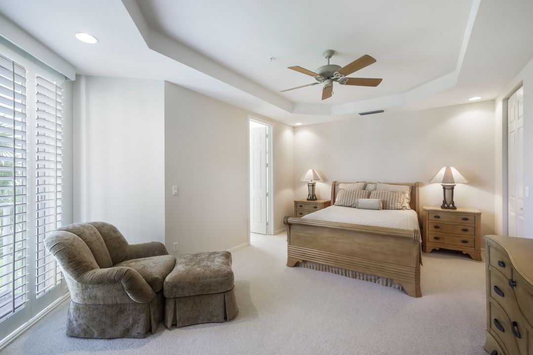 1610 Clermont Dr #201, Naples, FL 34109